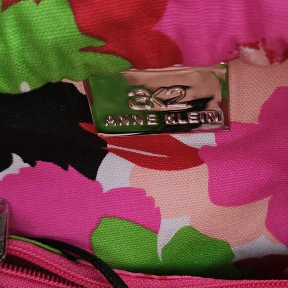 SUPER CUTE ANNE KLEIN STRAW BAG. NWOT.๐๐๐ - Picture 4 of 12